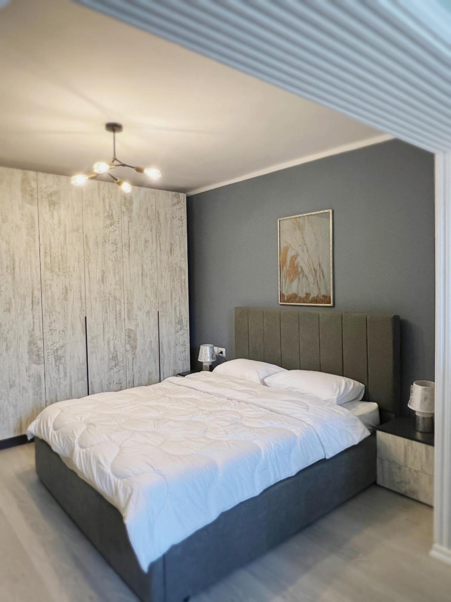 Joyful Apartment Tirana Buitenkant foto